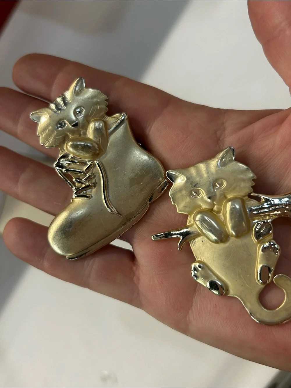 Vintage AJC gold tone kitty brooches